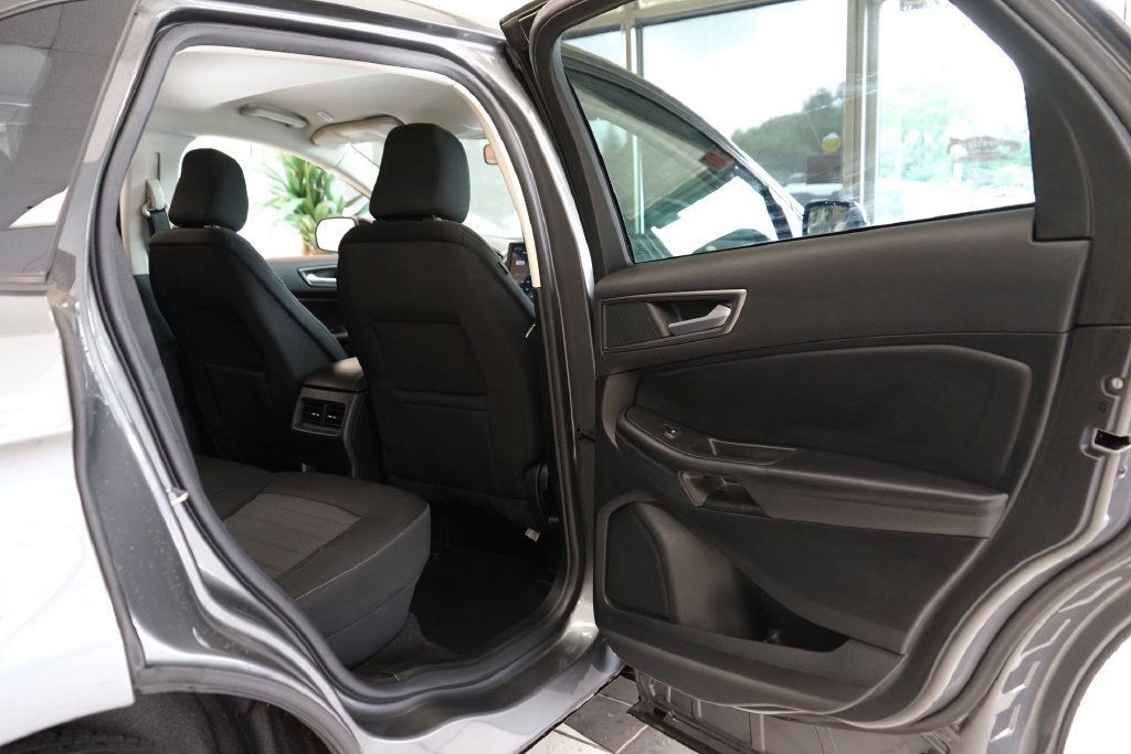 Used 2023 Ford Edge SE w/ Black Appearance Package AWD/4WD image 44