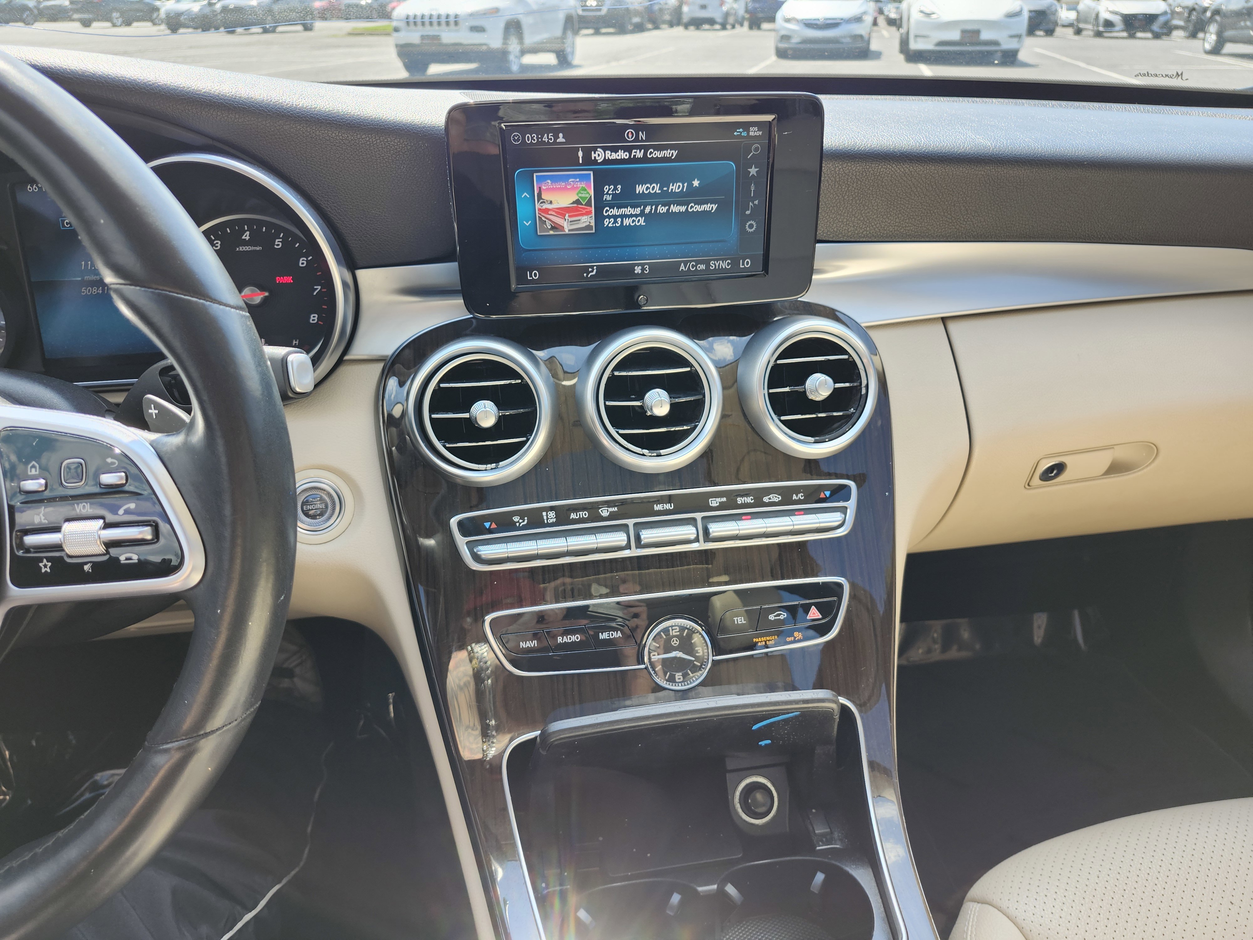 Used 2019 Mercedes-Benz C 300 4MATIC Sedan image 32