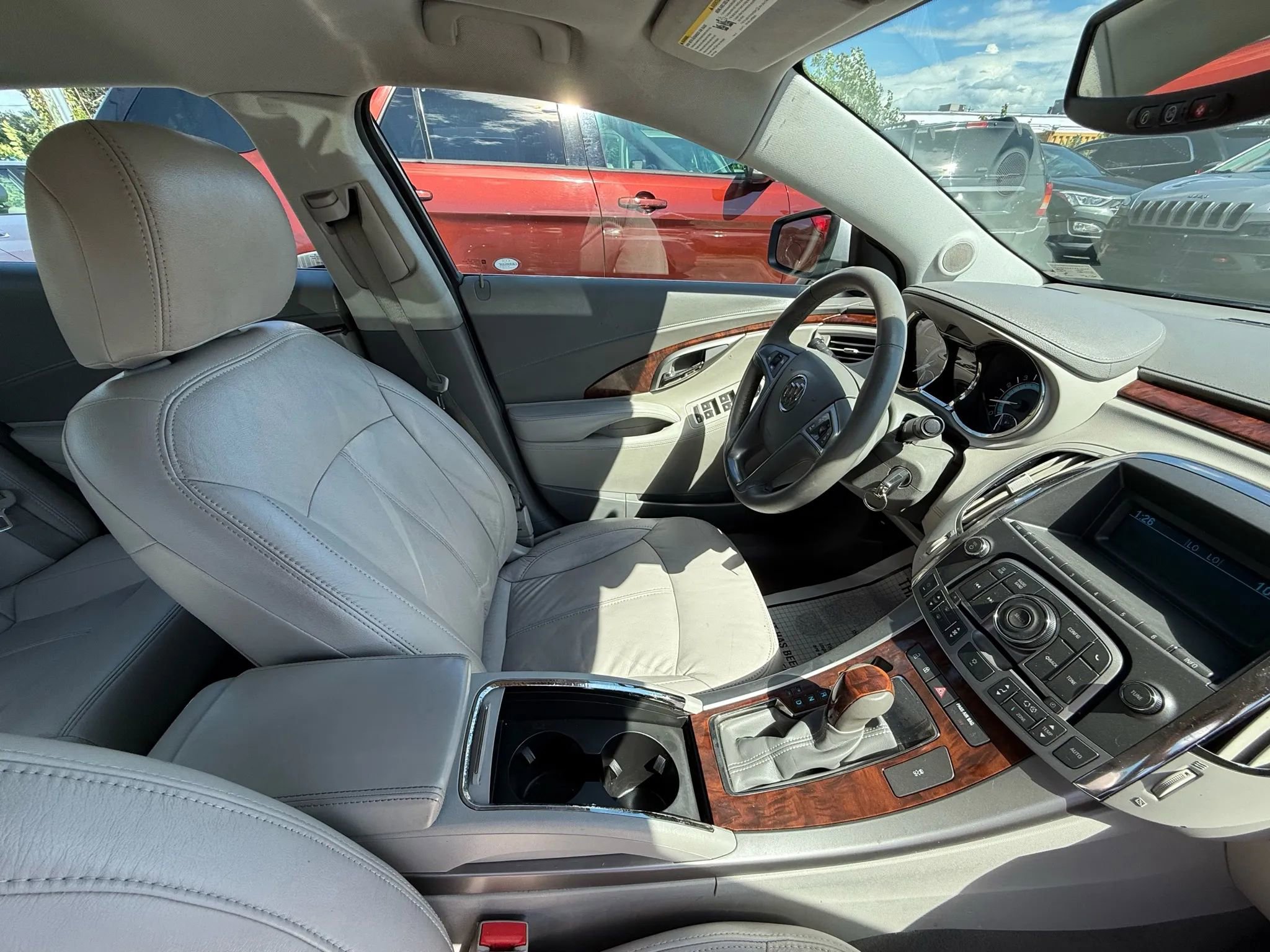 Used 2010 Buick LaCrosse CX image 29