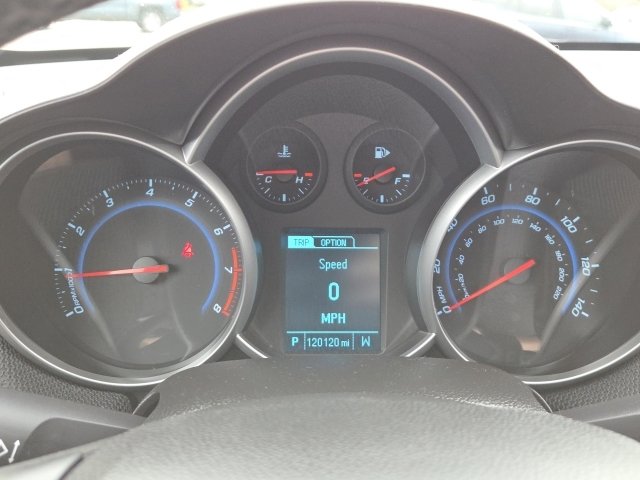 Used 2014 Chevrolet Cruze LT image 16