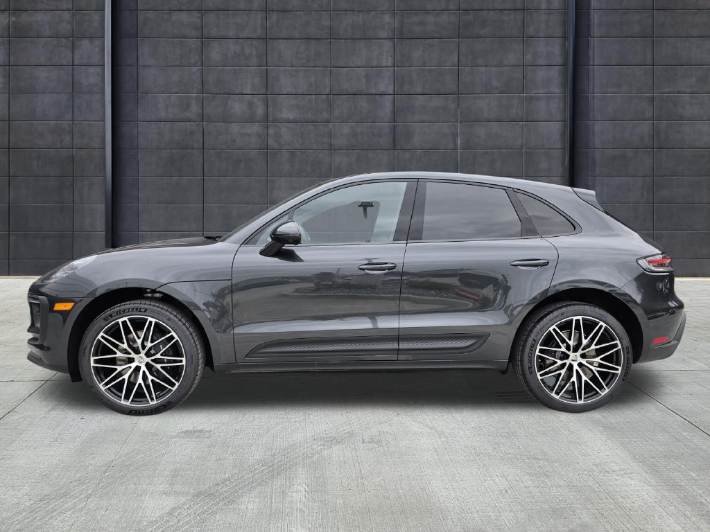 New 2026 Porsche Macan AWD/4WD image 2