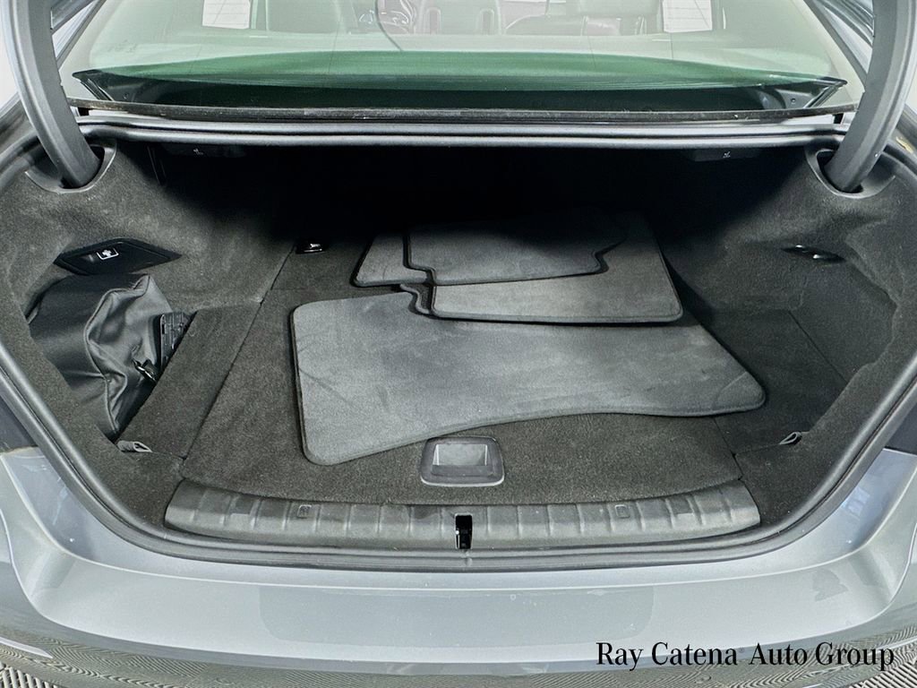 Certified 2023 BMW 530e xDrive w/ Premium Package image 28