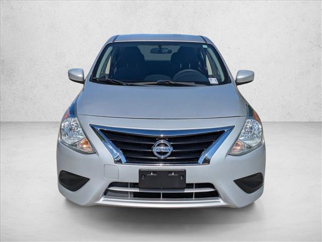 Used 2019 Nissan Versa SV FWD image 2