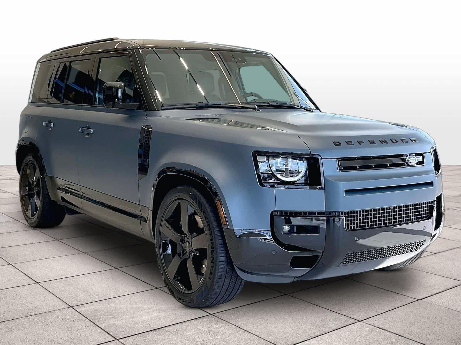 New 2026 Land Rover Defender 110 X-Dynamic SE AWD/4WD image 2