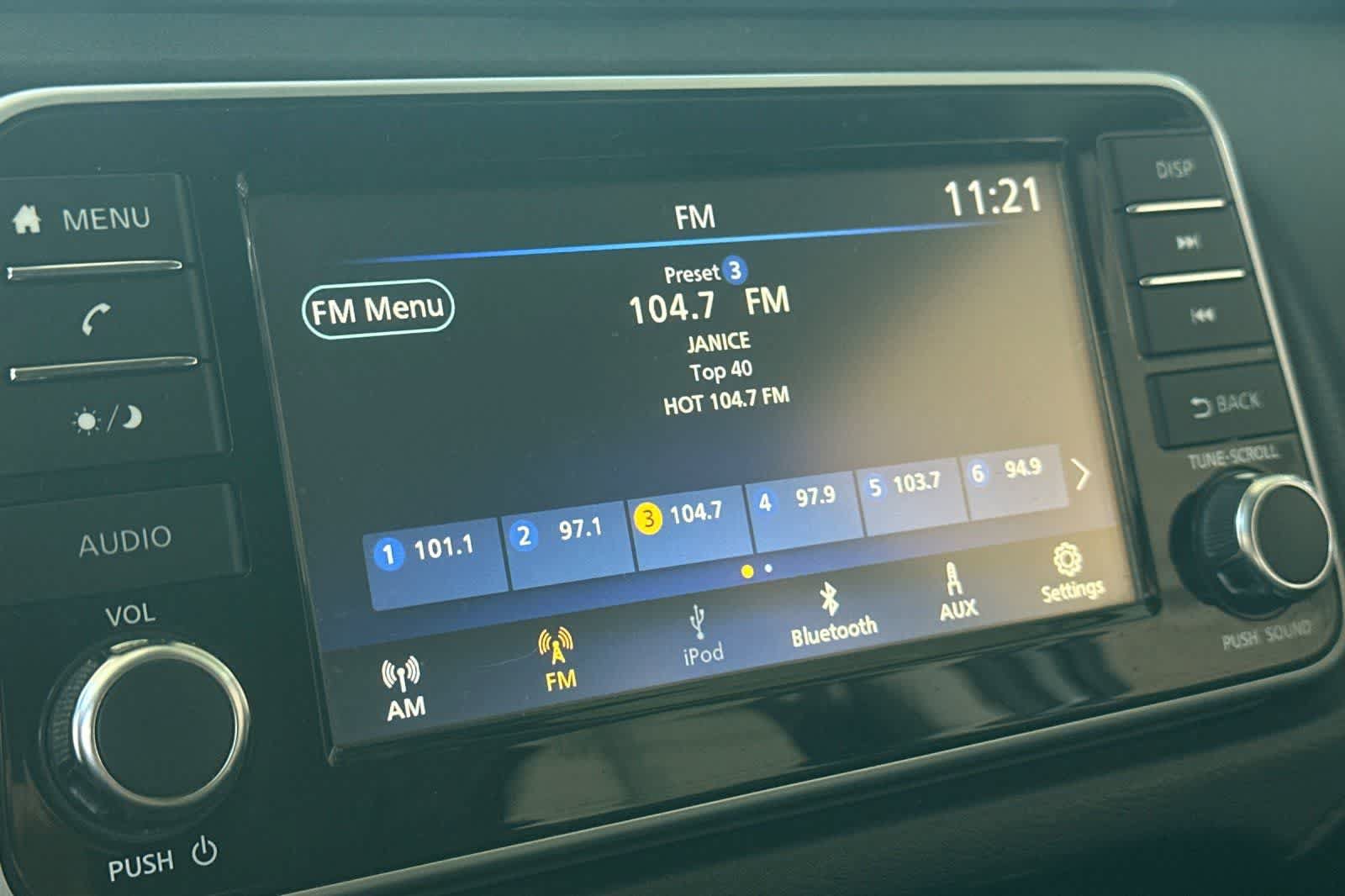 Used 2020 Nissan Versa S FWD image 20