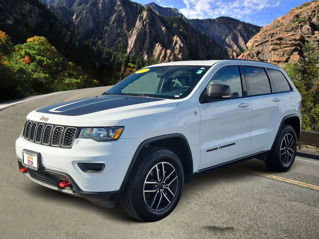 Used 2020 Jeep Grand Cherokee Trailhawk image 5