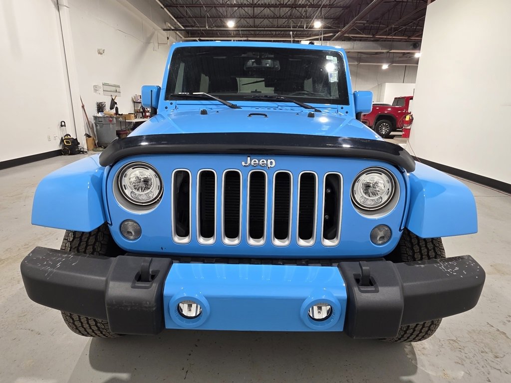 Used 2017 Jeep Wrangler Unlimited Sahara w/ Max Tow Package image 7