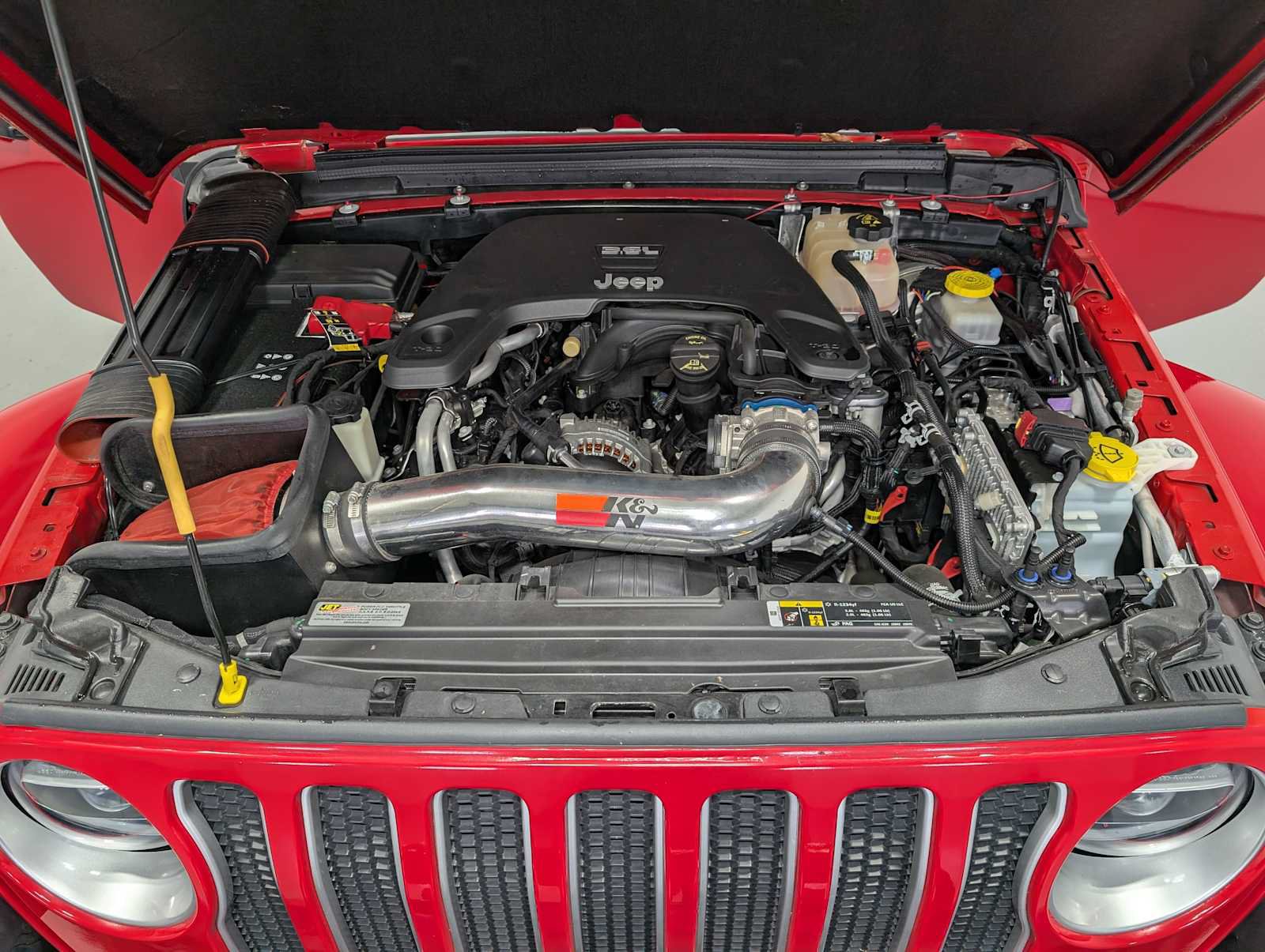 Used 2019 Jeep Wrangler Unlimited Sahara AWD/4WD image 17