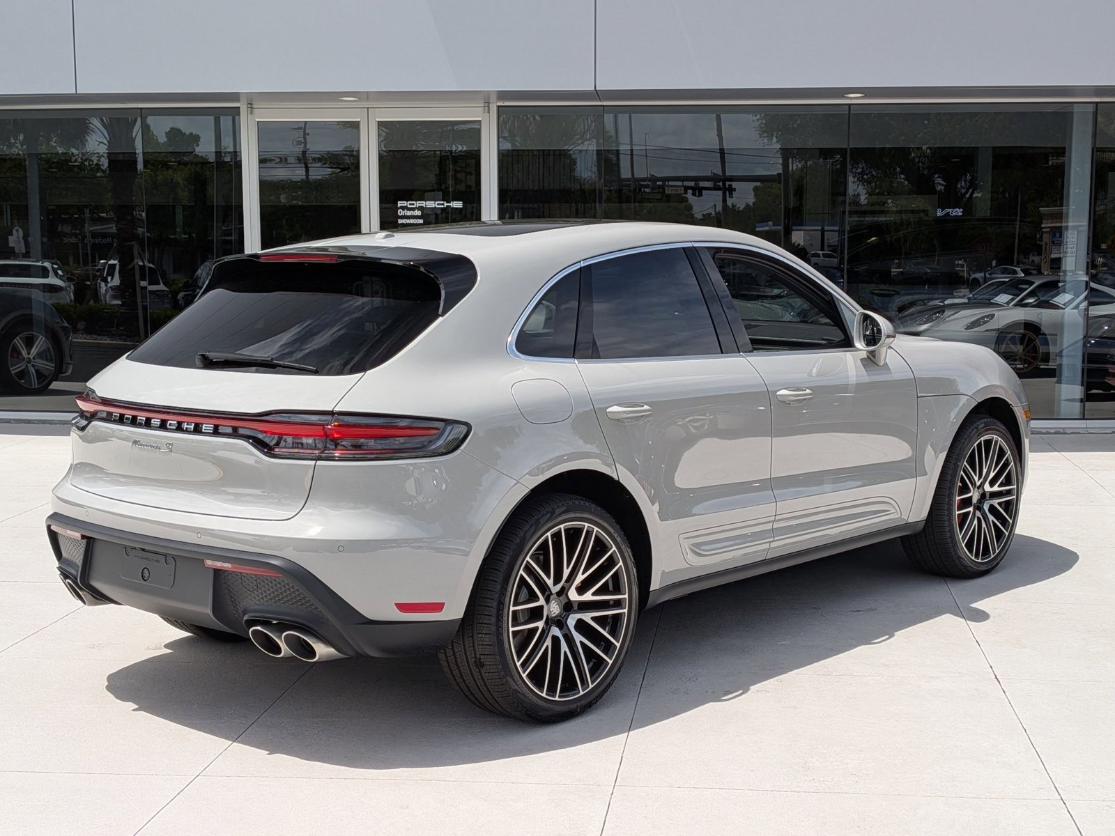 New 2026 Porsche Macan S image 9
