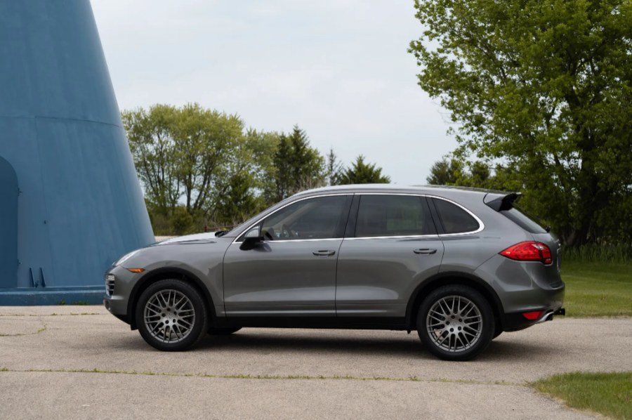 Used 2013 Porsche Cayenne Diesel AWD/4WD image 6