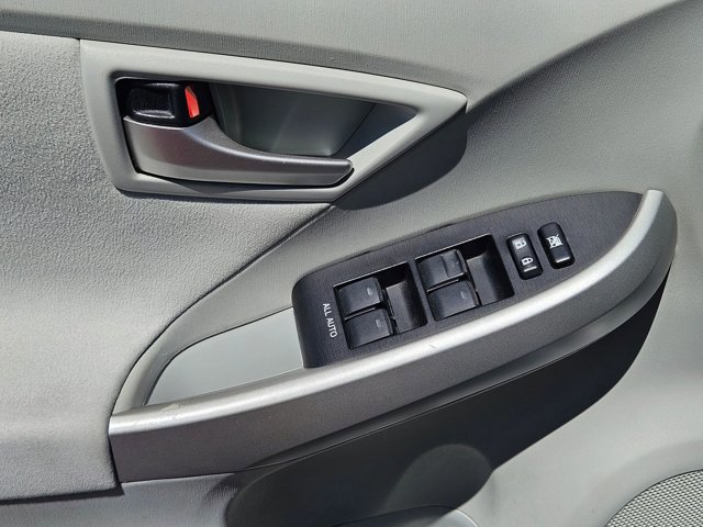 Used 2013 Toyota Prius Two image 10