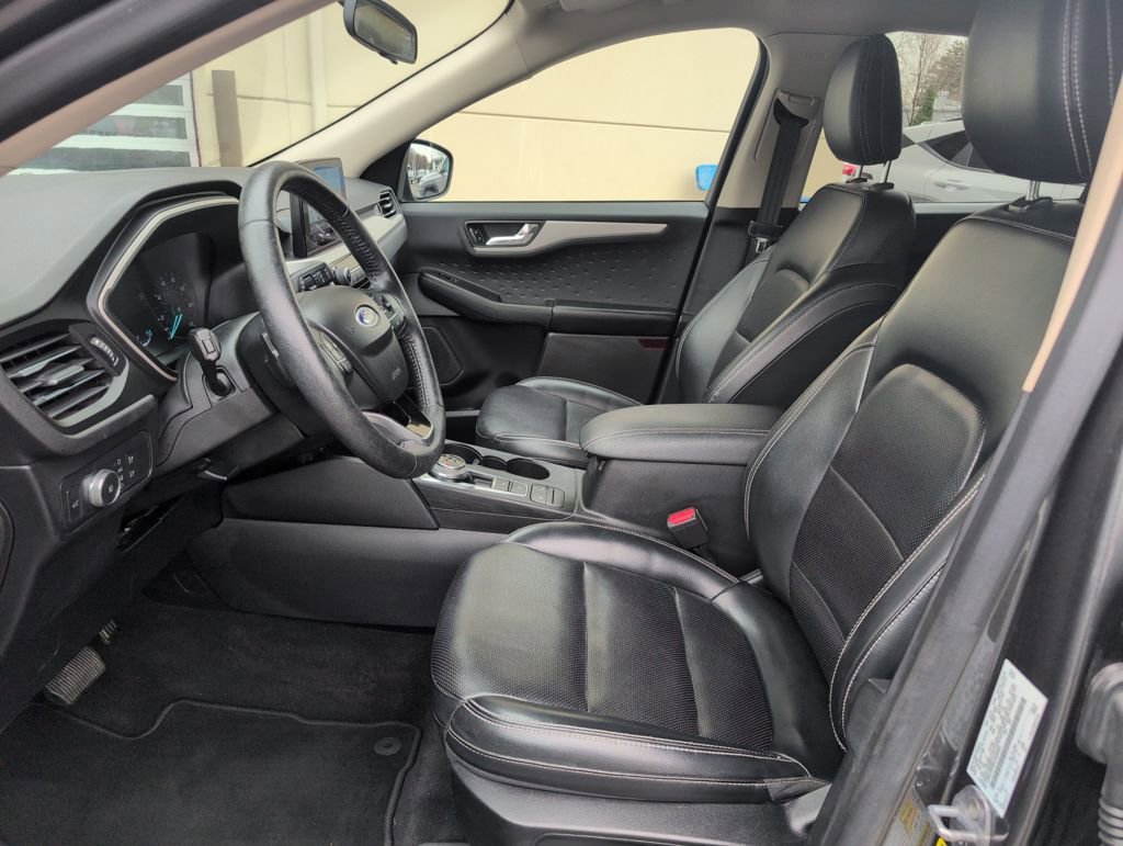 Used 2020 Ford Escape SEL image 10