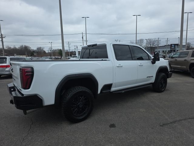 Used 2025 GMC Sierra 2500 AT4 w/ Technology Package image 5