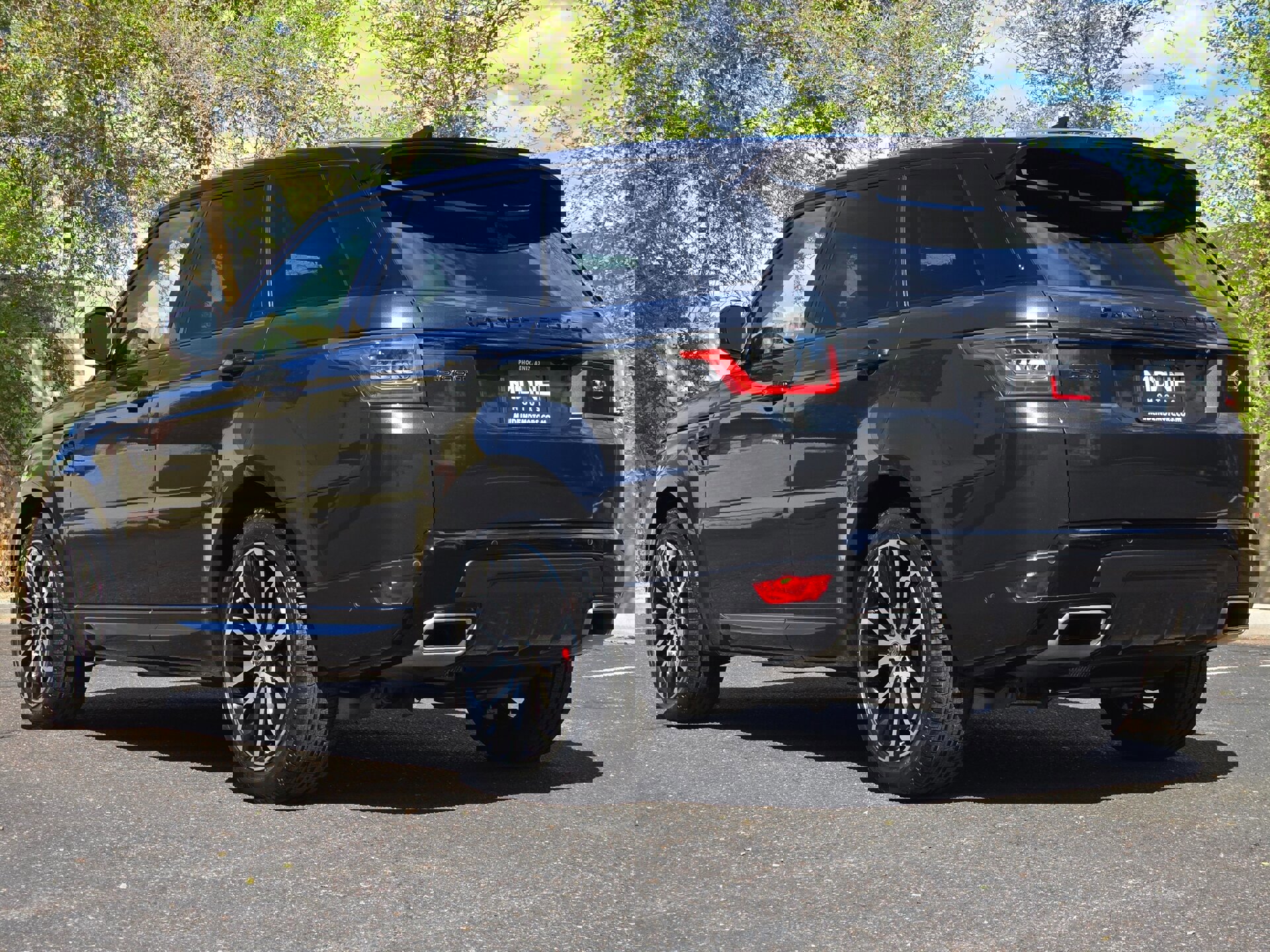 Used 2019 Land Rover Range Rover Sport HSE Dynamic image 8