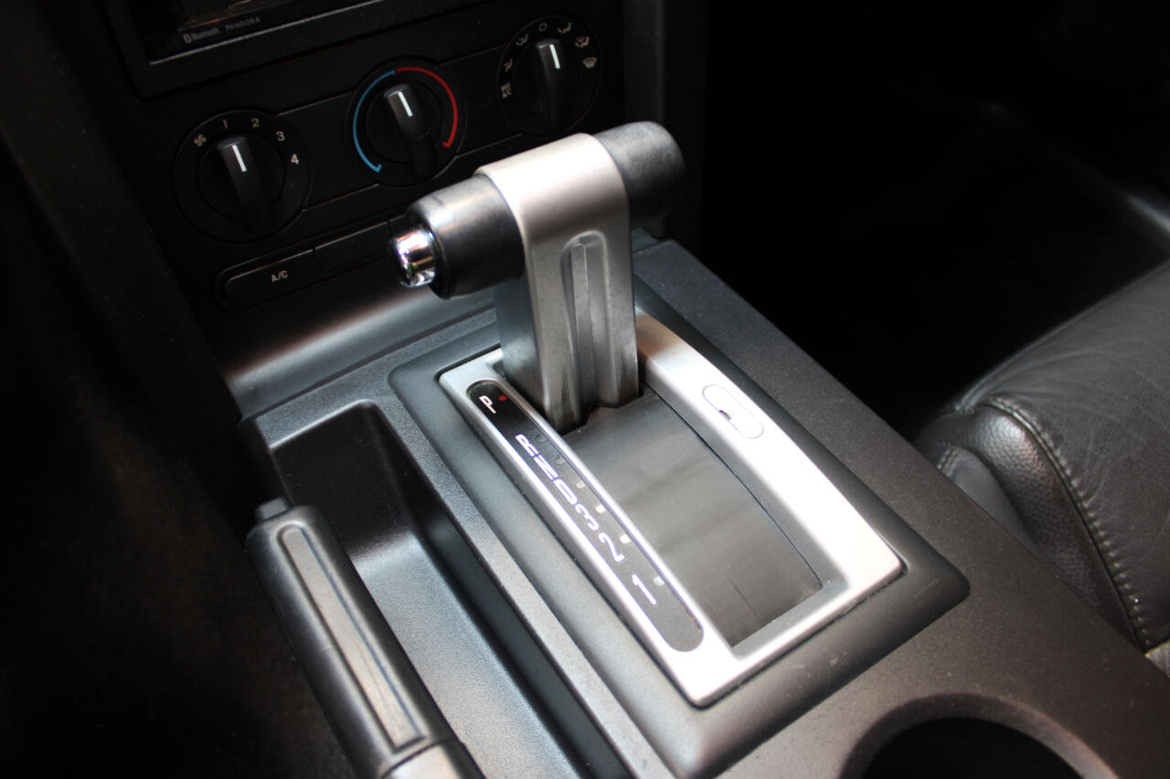 Used 2005 Ford Mustang GT image 37