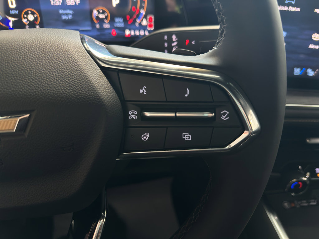 New 2025 Chevrolet Suburban Premier image 11