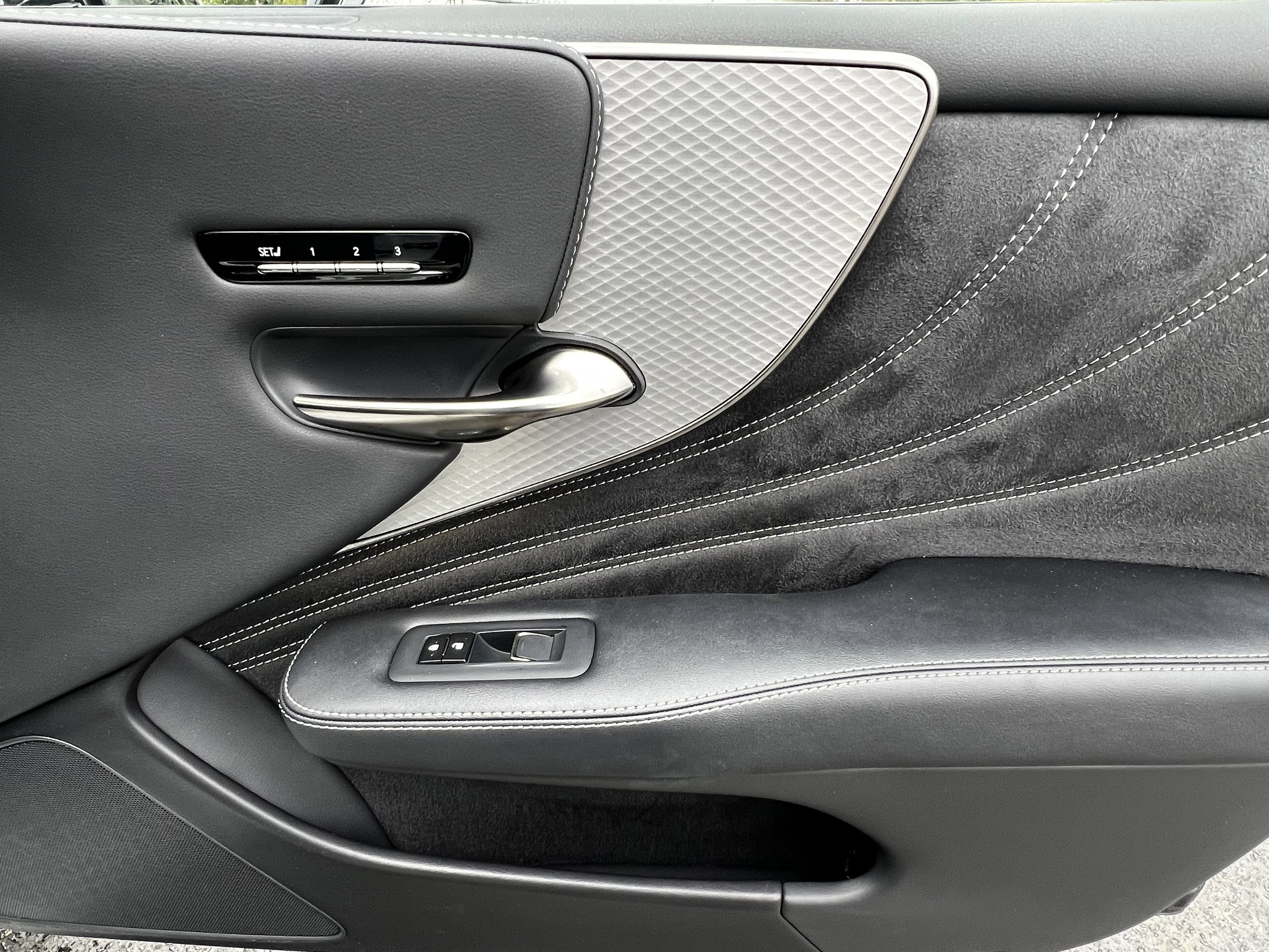 Certified 2023 Lexus LS 500 F Sport w/ Cold Weather Package (CK) image 43