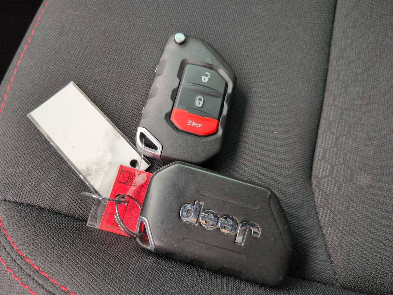 Used 2021 Jeep Wrangler Unlimited Rubicon image 35