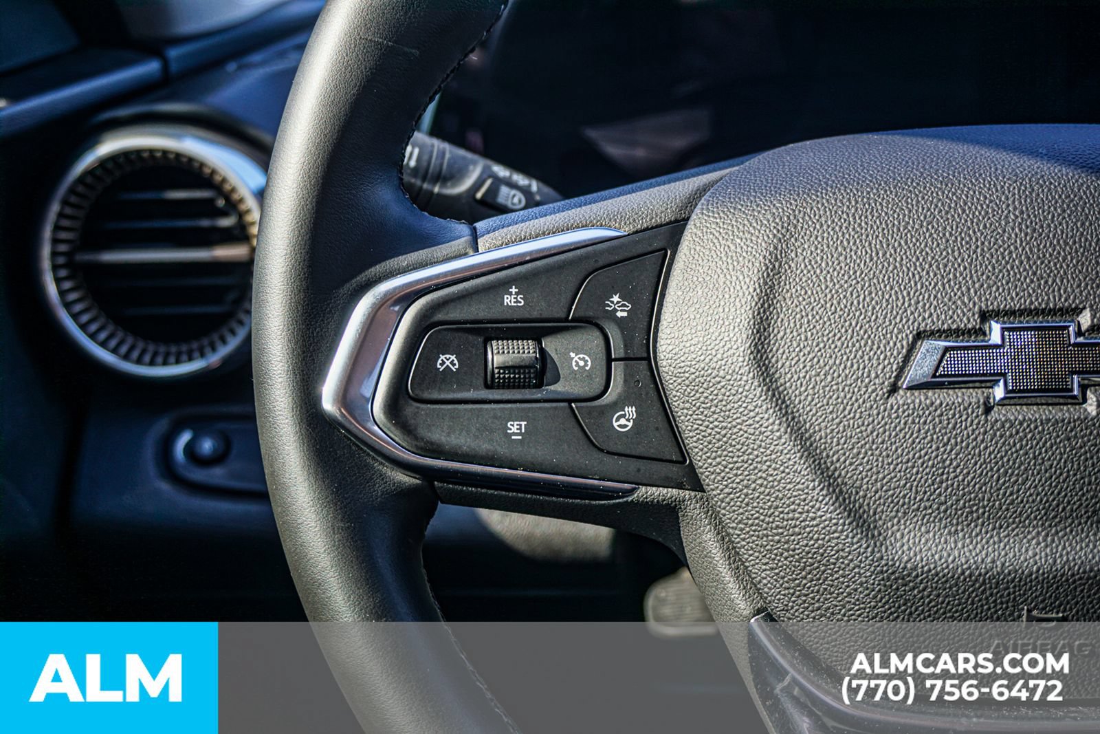 Used 2025 Chevrolet Trax ACTIV w/ Sunroof Package FWD image 32