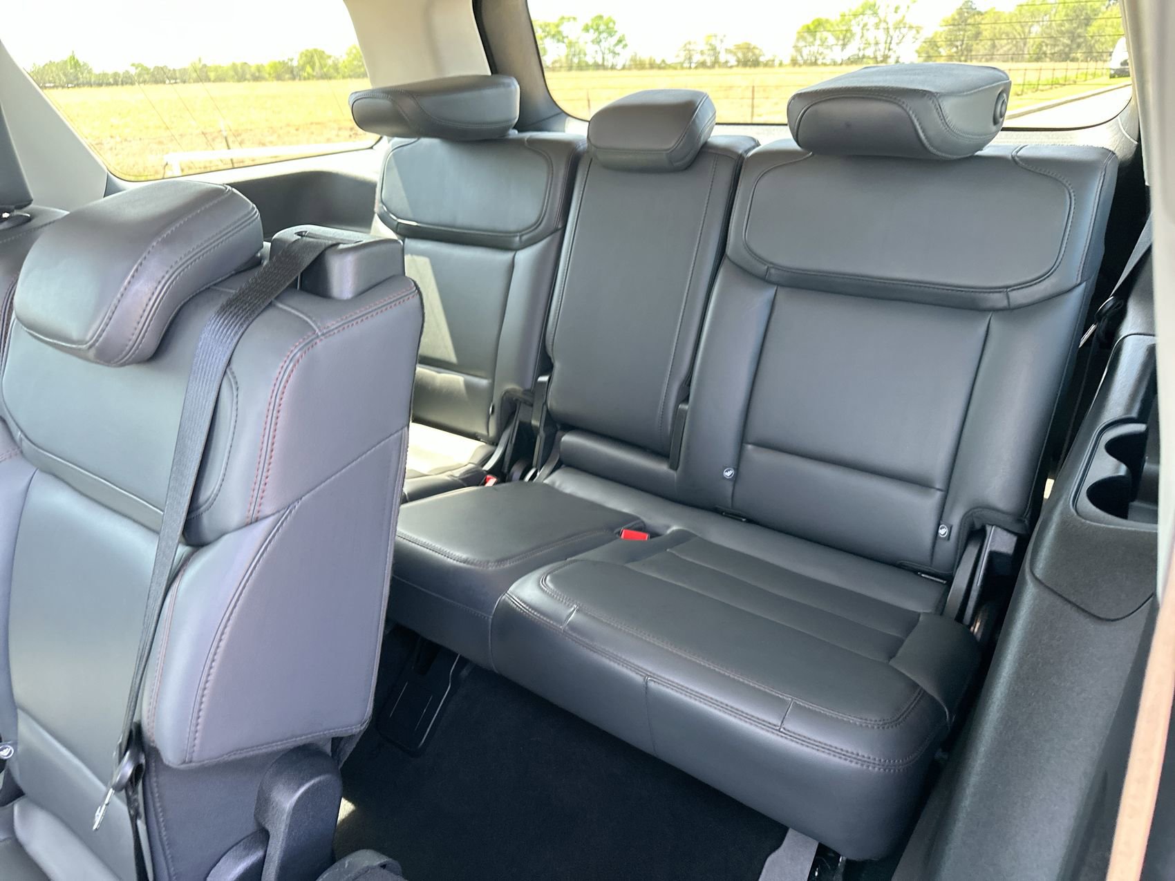 Used 2025 Ford Expedition Active AWD/4WD image 26