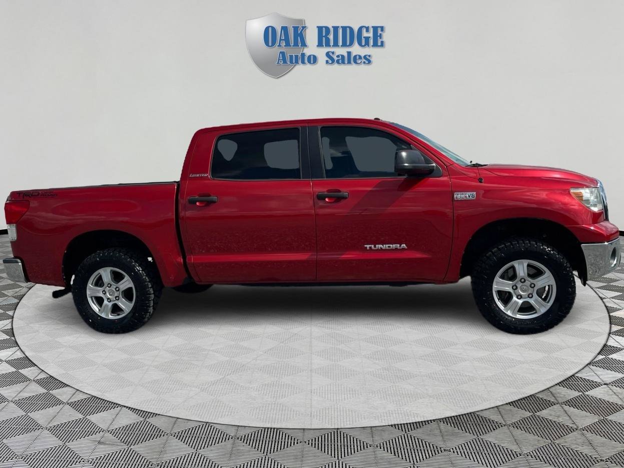 Used 2013 Toyota Tundra 2WD CrewMax w/ SR5 Pkg image 4