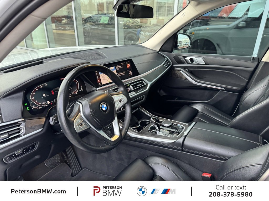 Used 2022 BMW X7 xDrive40i w/ Premium Package image 16