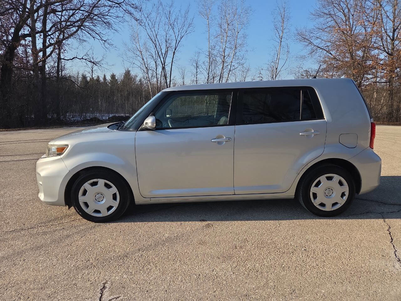 Used 2012 Scion xB image 3