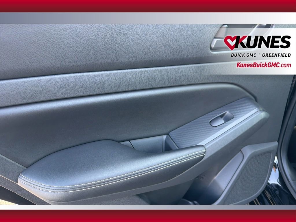 Used 2024 Nissan Altima 2.5 SV FWD image 34