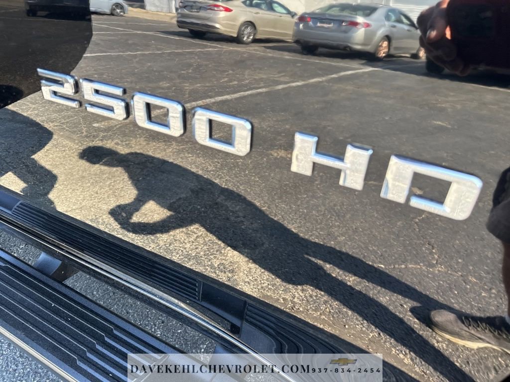 Used 2020 Chevrolet Silverado 2500 LTZ w/ LTZ Convenience Package image 38