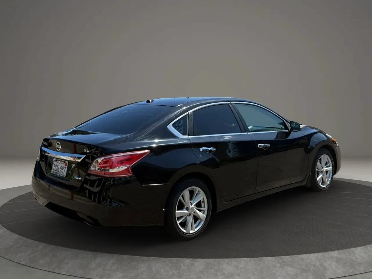 Used 2013 Nissan Altima 2.5 SL FWD image 6