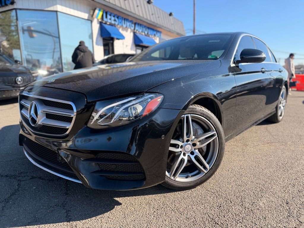Used 2017 Mercedes-Benz E 300 4MATIC image 2