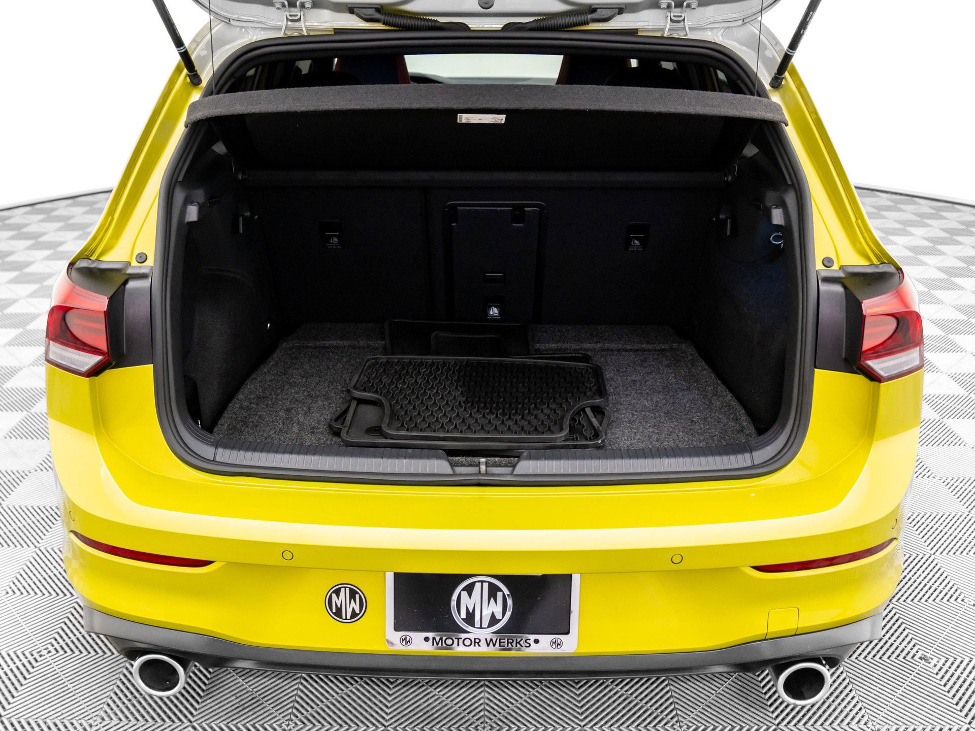 Used 2023 Volkswagen GTI 40th Anniversary Edition image 28