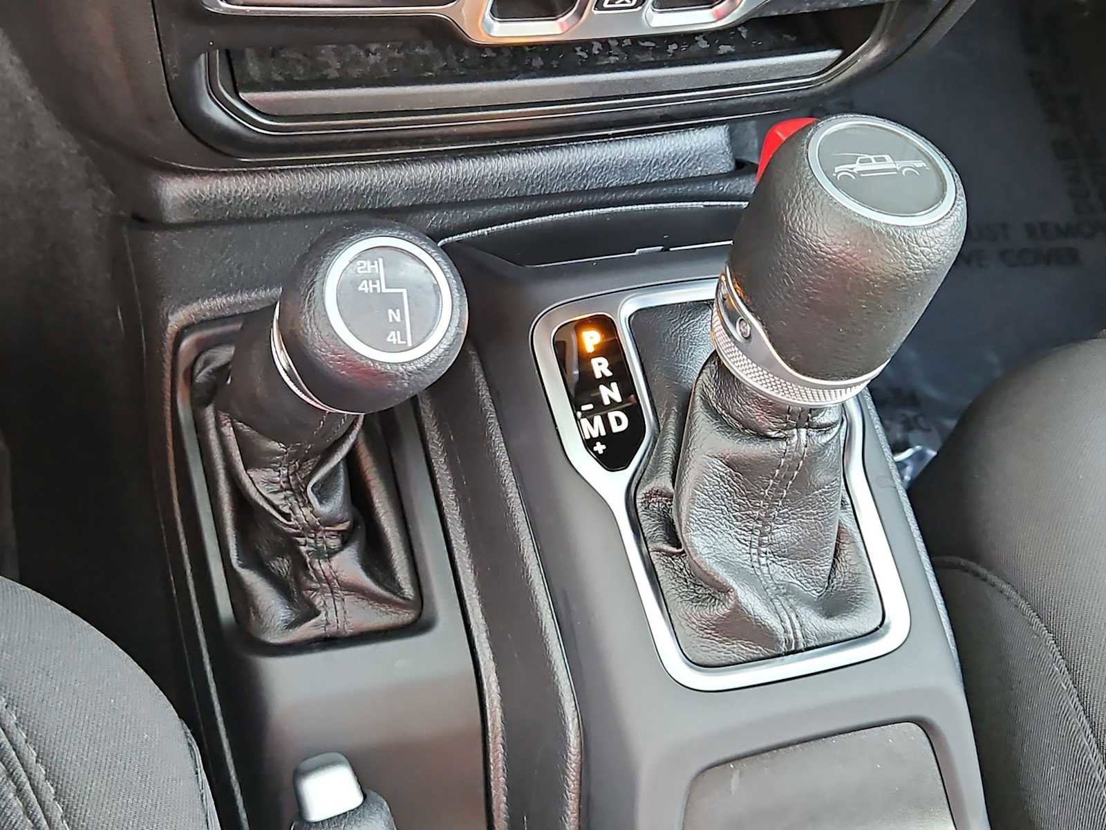 Used 2022 Jeep Gladiator Sport image 30