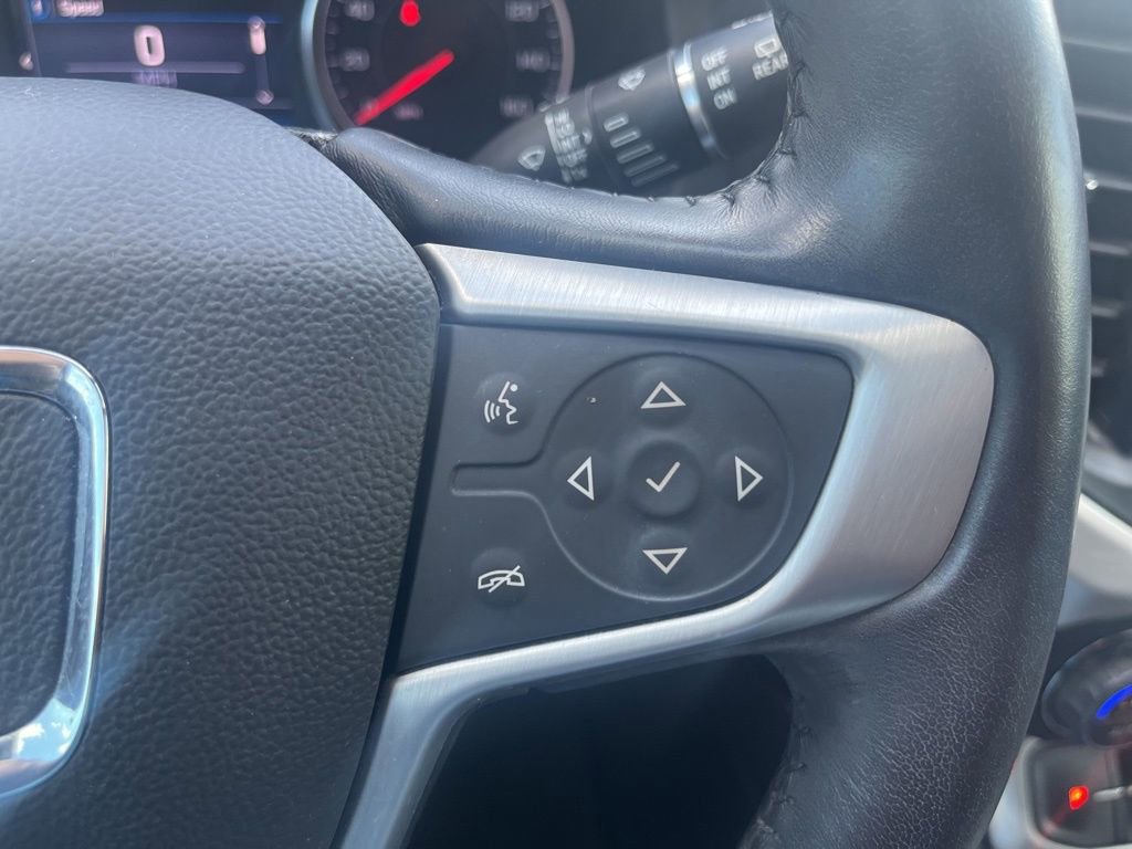 Used 2020 GMC Acadia SLE image 17