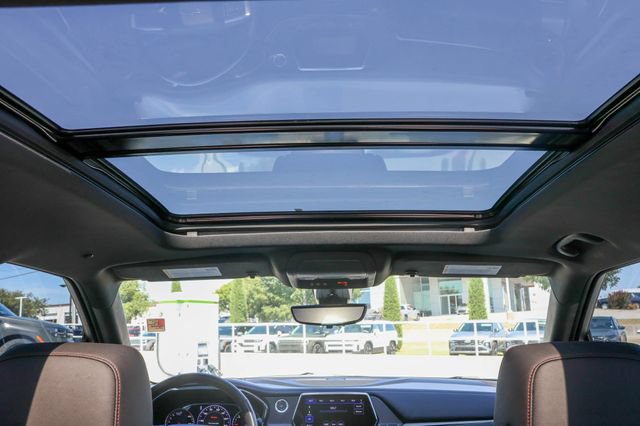 Used 2019 Chevrolet Blazer RS AWD/4WD image 11