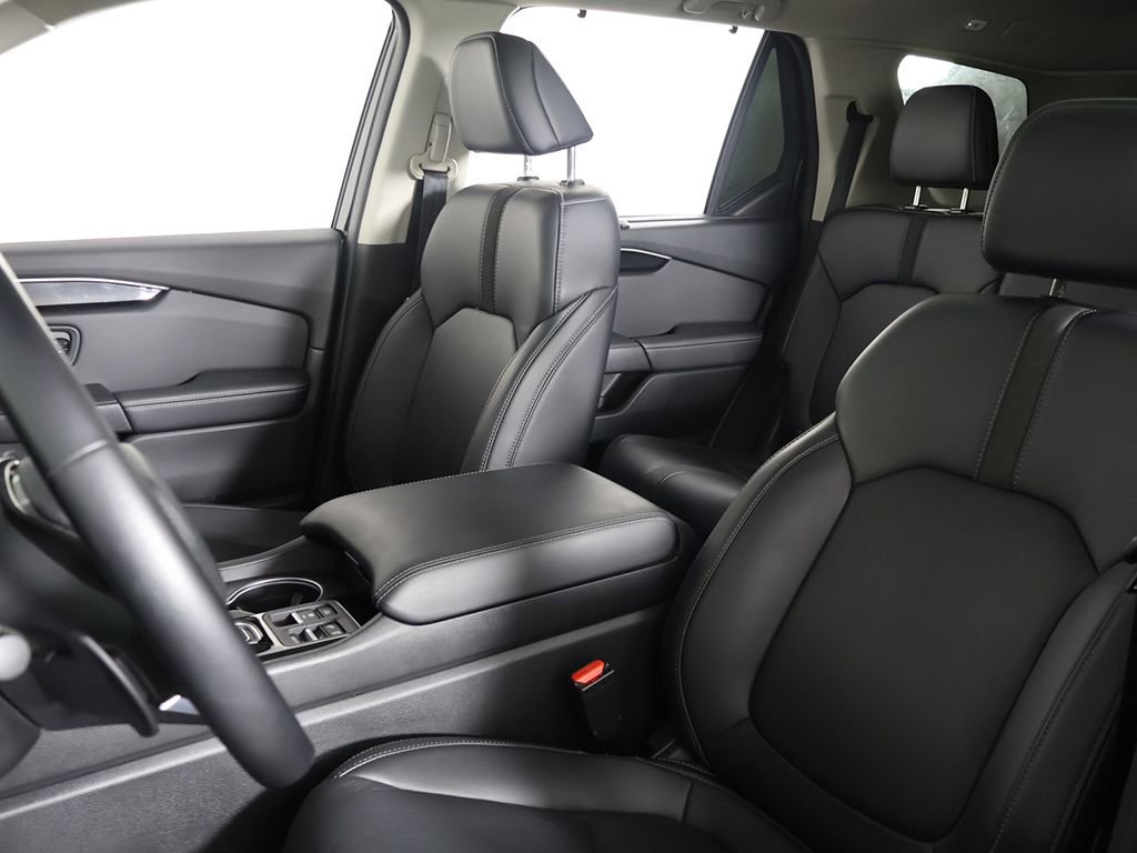 Used 2023 Honda Pilot Touring image 32