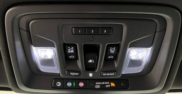 Used 2025 Chevrolet Silverado 3500 High Country w/ Technology Package image 36