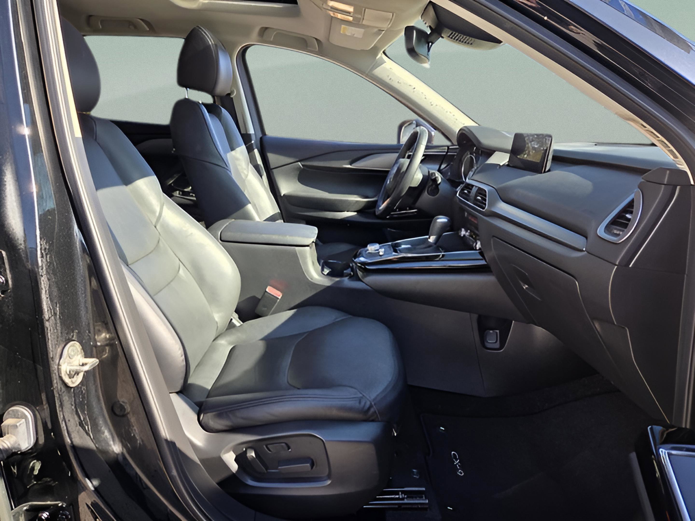 Used 2021 MAZDA CX-9 Touring w/ Touring Premium Package image 19