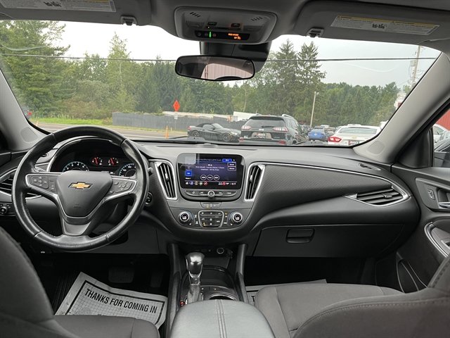 Used 2021 Chevrolet Malibu LT w/ Redline Edition FWD image 30
