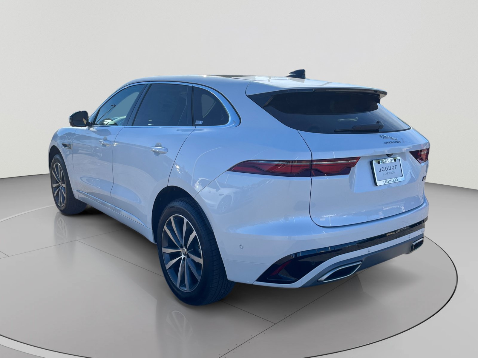 New 2026 Jaguar F-PACE R-Dynamic S AWD/4WD image 3