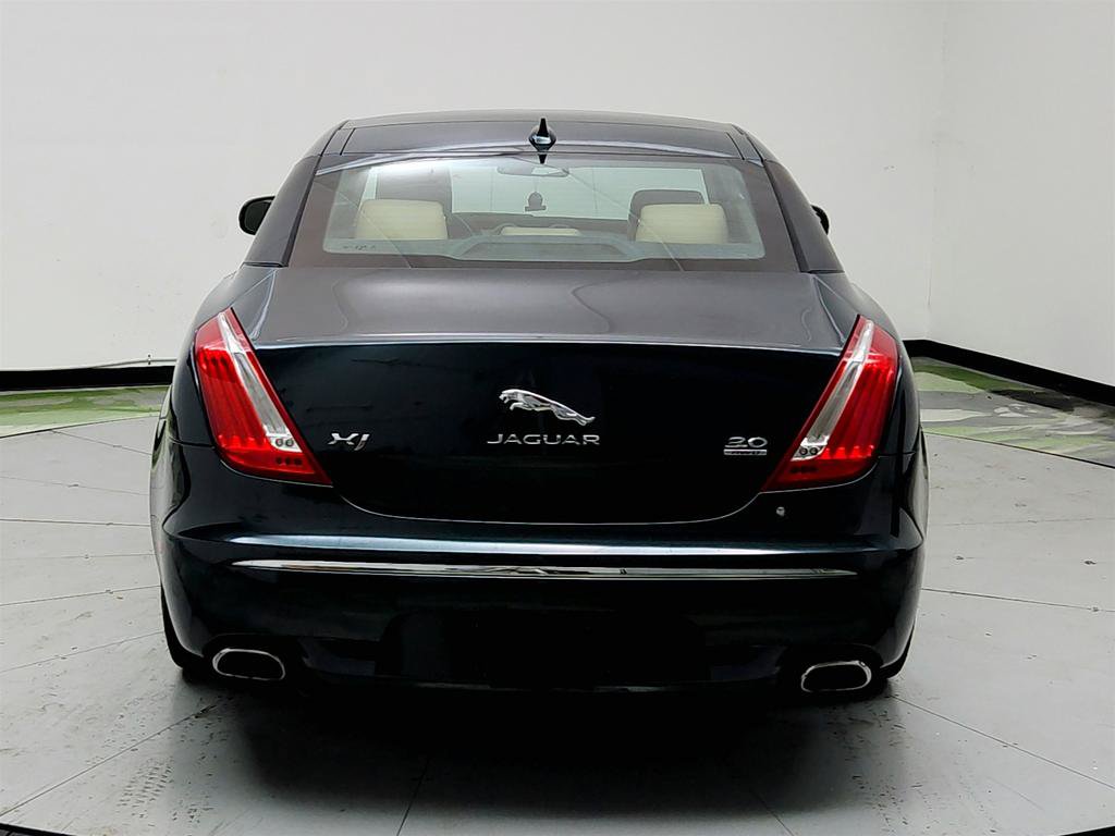 Used 2015 Jaguar XJ AWD image 6