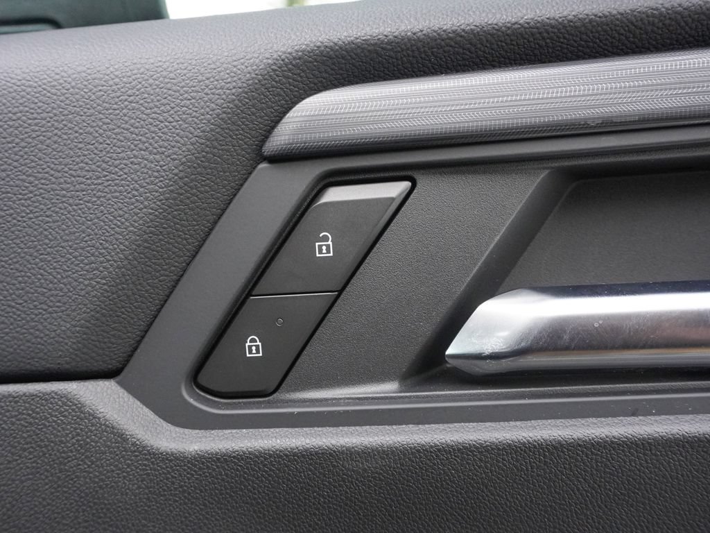 Used 2025 GMC Acadia AT4 w/ Luxury Package AWD/4WD image 44
