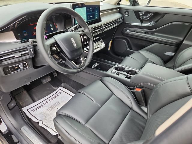 New 2025 Lincoln Corsair Reserve w/ Equipment Group 202A AWD/4WD image 8