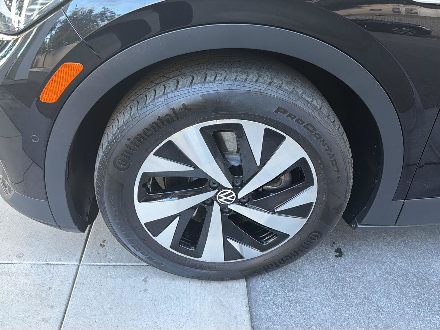 Certified 2023 Volkswagen ID.4 Pro RWD image 9