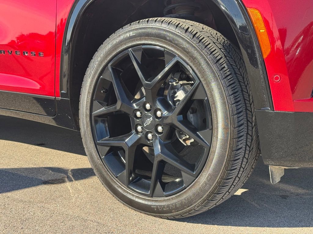 Used 2024 Chevrolet Traverse RS w/ LPO, Floor Liner Package image 28