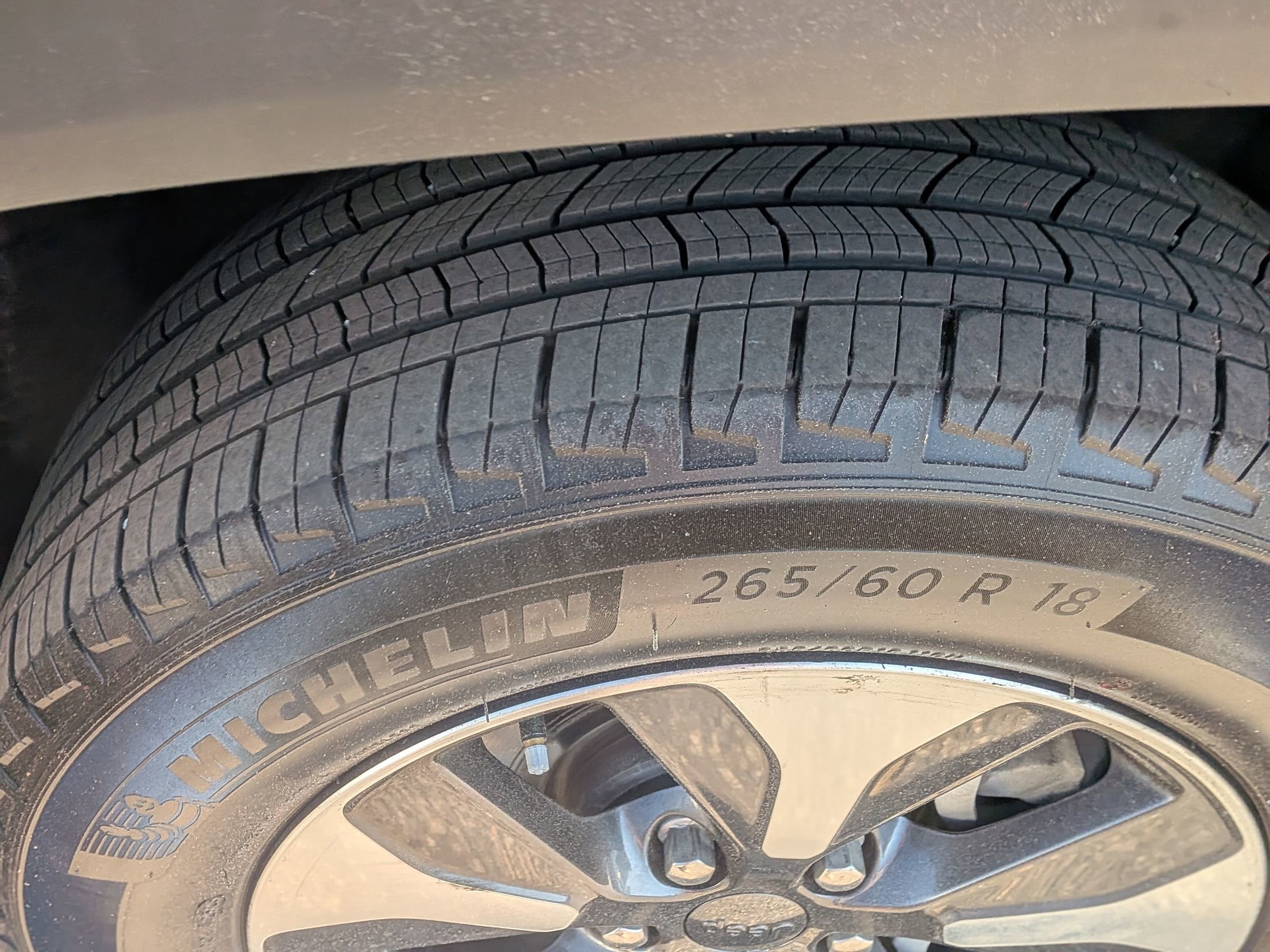 Used 2023 Jeep Grand Cherokee 4WD 4xe image 13