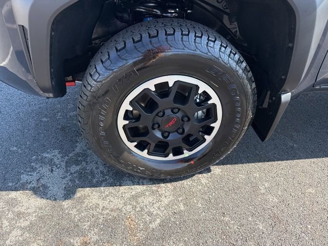 New 2026 Toyota Tacoma TRD Off-Road AWD/4WD image 10