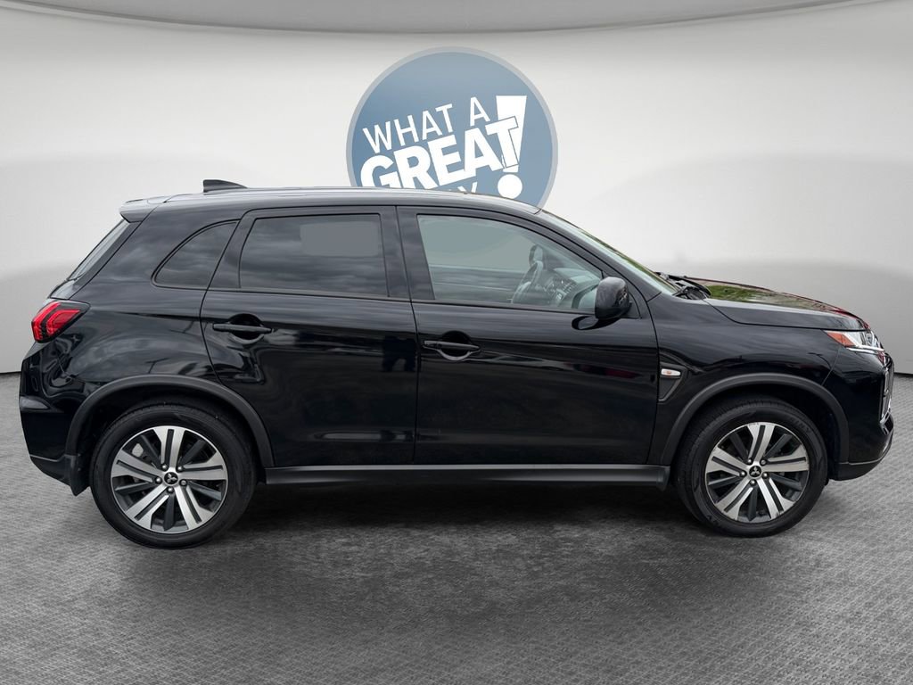 Used 2024 Mitsubishi Outlander Sport ES AWD/4WD image 2