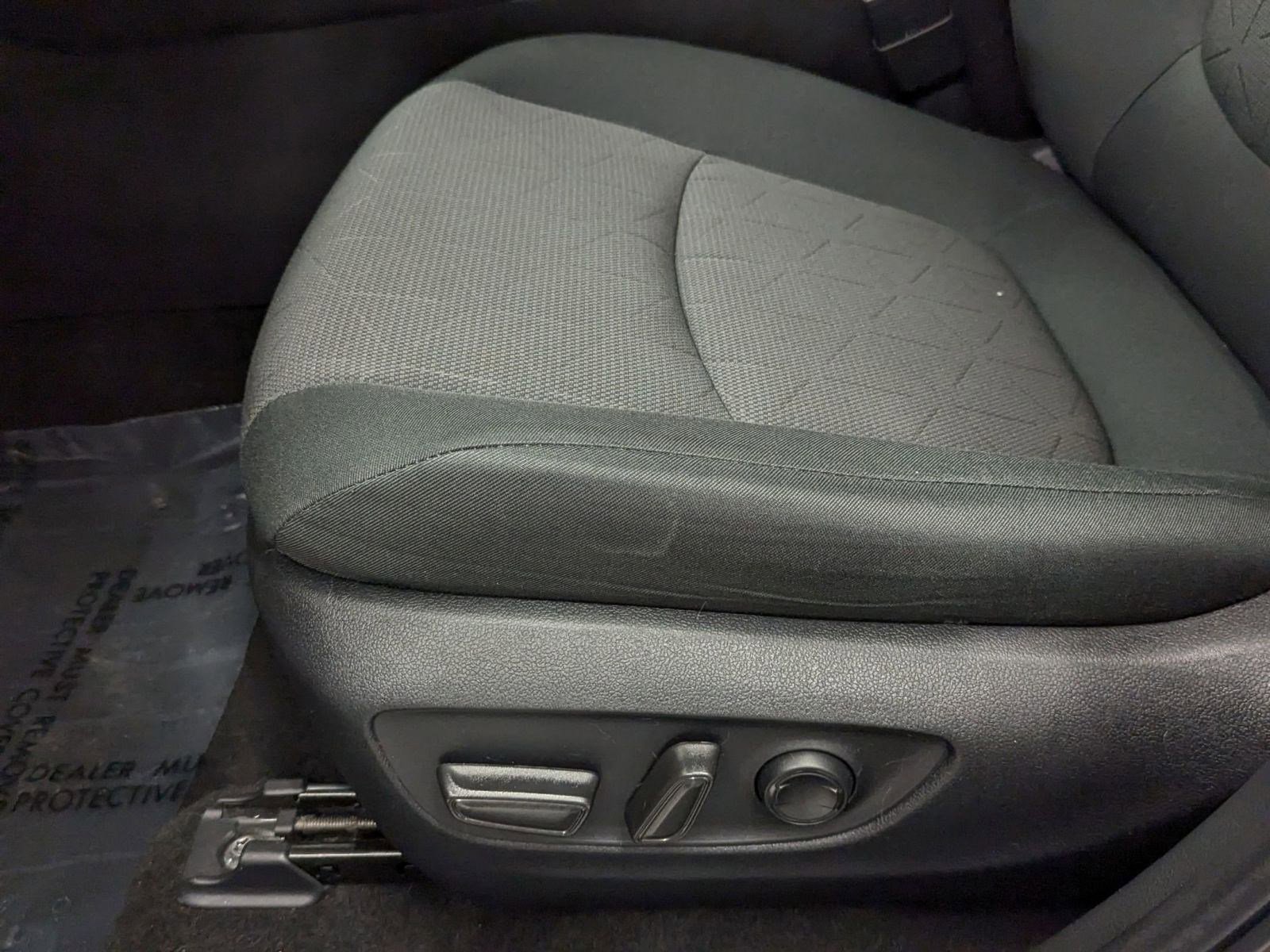 Used 2023 Toyota RAV4 XLE image 11