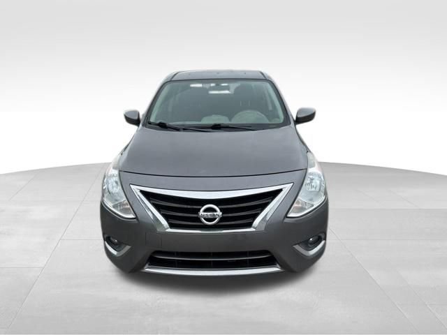 Used 2018 Nissan Versa SV w/ SV Special Edition FWD image 9